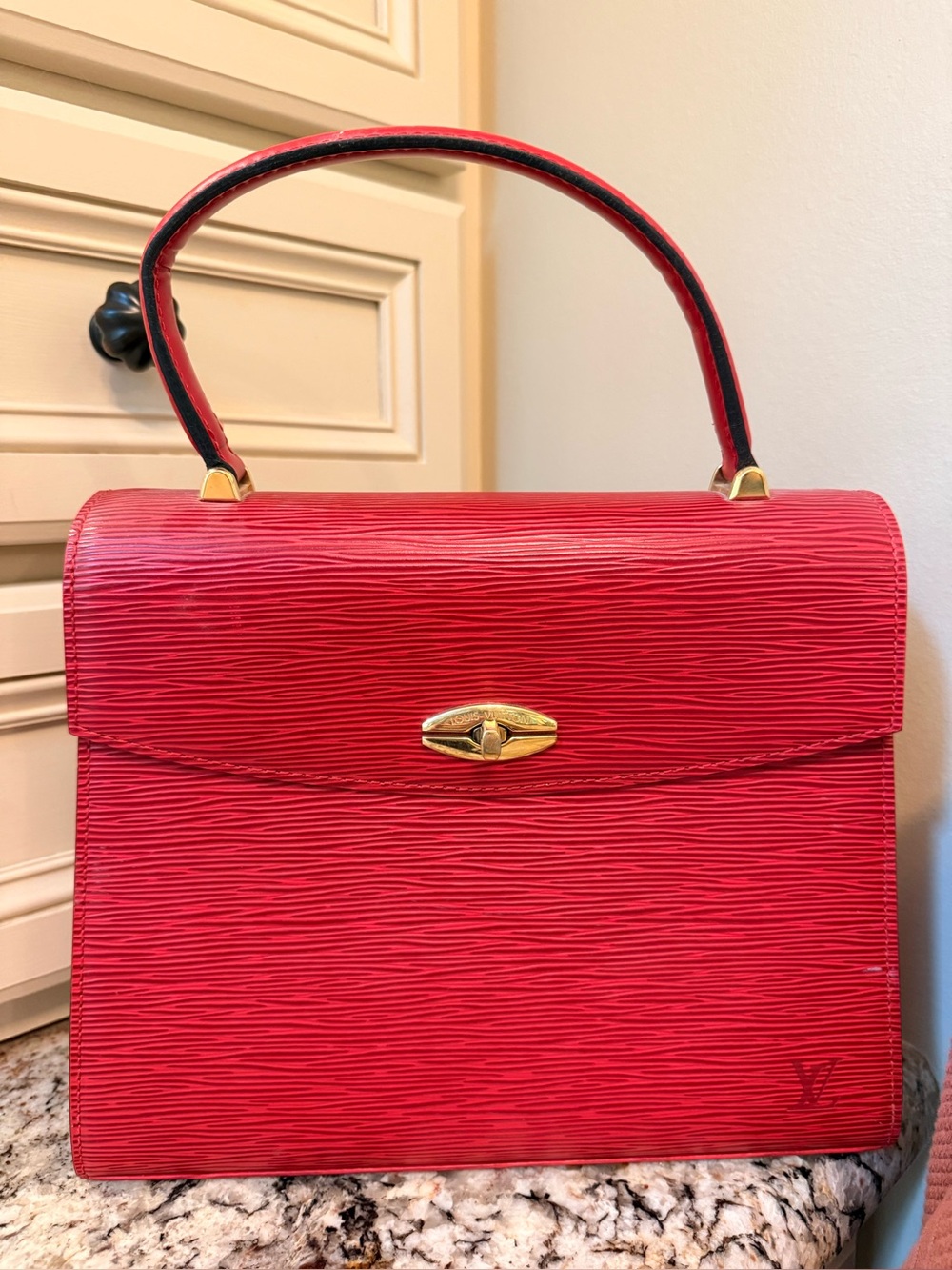 Rare! Louis Vuitton Epi Leather Top Handle Bag Red | Structured Gold Hardware